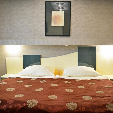 Pension Yellow Timisoara Exterior foto